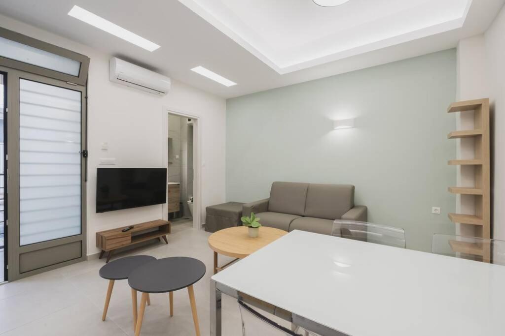 Peris 3 - Central Apt Near Old Town - Ac, Wifi 干尼亞 外观 照片